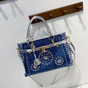 Axelväskor mode kvinnor handväska stor oxford lapptäcke jean stil och kristall dekoration blå väska pursar handväskor
