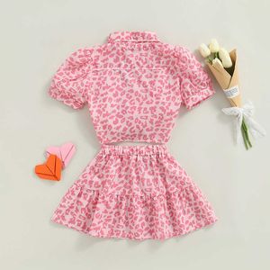 衣料品セット女の子の服の夏のピンクの衣装ヒョウ柄プリントショートパフスリーブシャツ作物とフリルAラインスカート3〜8年間