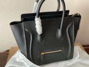 Clutch bags Vintage 7A quality Top handles crossbody handbag brown purses real shoulder Wallets Luxury Designer mens womens large smiley bag