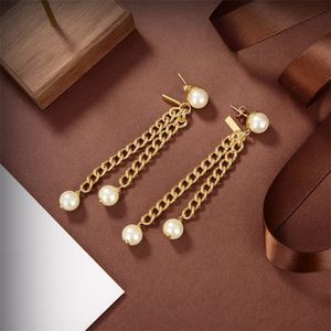 Luxury Designer Charm Earrings Fashion Casual Vintage Trendy Earring For Womens Ladies Sparkling Diamond Pearl Golden Tassels Jewelry