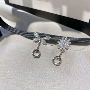 Designer smycken armband halsbandsring 925 diamantfjäril daisy asymmetriska örhängen kvinnlig valentins dag gåva hög kvalitet