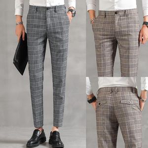 Blazers YASUGUOJI Men Dress Pants 2022 Plaid Business Casual Slim Fit Ankle Length Pantalon Classic Vintage Check Suit Trousers Wedding