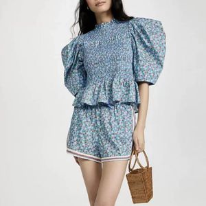 2023 two pieces set dress bubble sleeved ruffled small floral top with contrasting edge shorts set