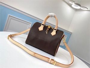 10a designer väska mode kvinnor snabba 25 30 35 med axelband väska crossbody axelväska högkvalitativ lyxig handväska