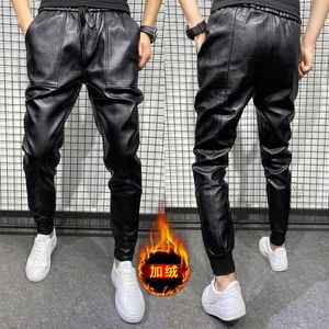 Pants New Arrivals Winter Thick Warm PU Leather Pants Men Clothes 2021 Simple Big Pocket Windproof Casual Trousers Black Plus Size 5XL