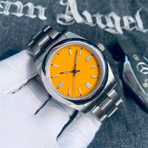 2023 Kadın Spor İzle 36mm Siyah Dial Otomatik Mekanik Moda Klasik Tarz Meyve Dial Dial Precision Steel Bant Seramik Yüzük Su Geçirmez Aydınlık Bilek Clwatch