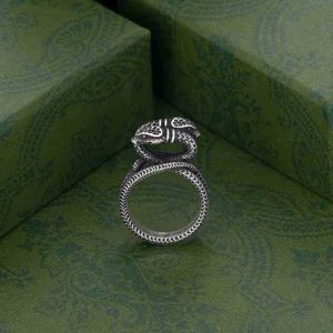 Designer-Schmuck, Armband, Halskette, Ring, alter Familiengeist, dreidimensionale gewundene Schlange mit Kopf, Trend, altes Paar, Herren- und Damenringe, hohe Qualität