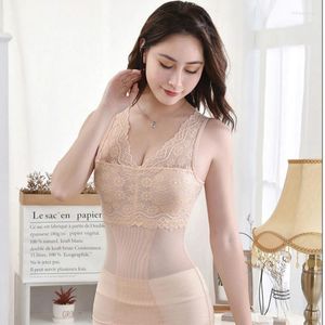 دبابات Camisoles النساء 2023 الصيف الكروشيه الأزهار كامي مبطنة دبابة أعلى السيدات المزروعة v-رقبة صوتية حمالة صدرية مثير الدانتيل bralette s35