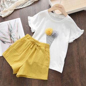 Set di abbigliamento Nuovi vestiti estivi T-shirt con stampa floreale per bambine Pantaloncini 2 pezzi Abiti per bambini