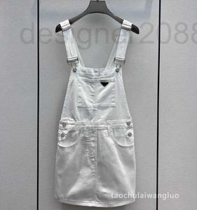 Vestidos de estilo de rua estilista Denim Strap Dress Casual Girls Reduce Age Small Versatile Slim Summer 2023 New TUVW