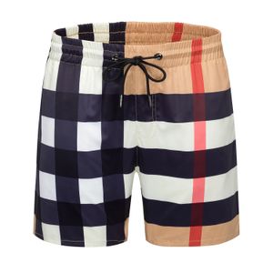 2023 NEUE Sommerbademode 28017 Shorts Herren Desinger Slim Fit Make Shabby Gestreifte karierte Strandshorts