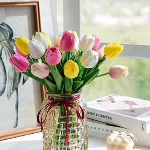 Flores decorativas tulipas tulipas artificiais PU Fake Tulip Bouquet Garden Decoration PE Flower Luxury