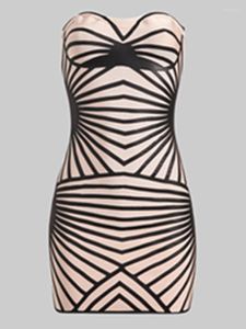 Casual jurken Sale promotie! Zwarte foliekleur van hoge kwaliteit van de schouder Sexy bodycon mini -jurk Rayon Bandage Night Club