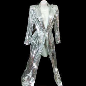 مرحلة ارتداء النساء للترتر اللامع معطف أنثى دي جي عرض الفضة سترة عباءة مفتوحة الأداء غرزة الأداء