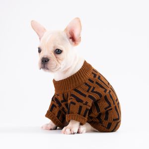 Köpek giyim sonbahar kış evcil hayvan kıyafetleri şık mektup nakış yavrusu sweater lüks tasarımcılar clohes brownthe