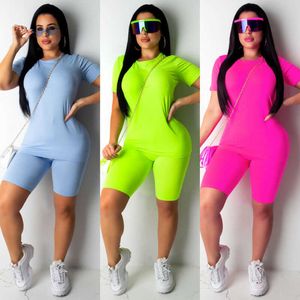 Tute Moda Donna Sport Fitness Palestra Yoga Jogging Tempo libero Manica corta Girocollo Ultra sottile + Pantaloncini a vita alta 2 pezzi / set Abbigliamento sportivo P230531