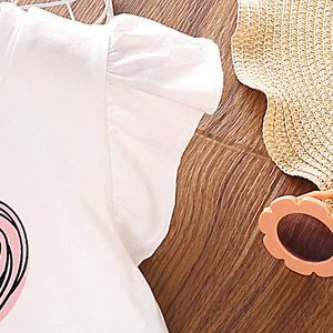 Conjuntos de roupas 4-7 anos criança menina verão amor coração impressão camiseta de manga curta e decoração de babados shorts rosa 2 peças