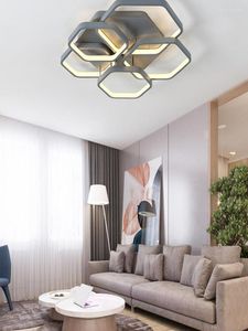 Chandeleiros da sala de estar moderna da sala de estar LED de decoração caseira lâmpada de onda de alumínio criativa com controle remoto