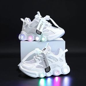 Sneakers Buty dla dzieci chłopcy trampki skórzane wodoodporne butę z siatki powietrznej Białe dzieci sport