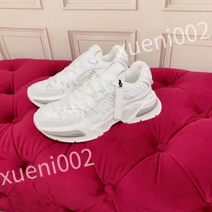 2023 Hot Casual Shoes Women Shoe Leather Fashion Sneakers Lace Up Comfort Pretty Designer Trainers for Daily Life Mens Sneakers
