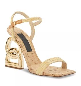 2024 Märke Keira Luxury Women Sandals med skulpterad häl Lady High Heel Polished Calfskin Baroquel Heels Nappa Leather Gold-Plated Gladiator Sandal