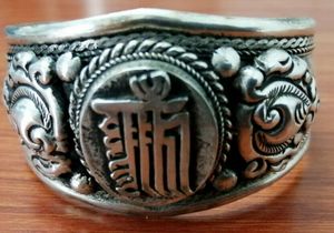 Tibet Style Silver Filigreed 6 Words Armband Cuff