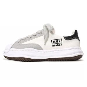 Designer sneakers öppna skridskor casual skor män kvinnor klär sko läder låg topp kalvskinn dhgate sport sporttränare tränare