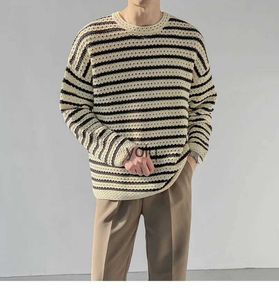 Herrtröjor 2023 Vinter lös rund NE Pullover Håll varm ulltröja Fashion Hollow Casual Stripe Knitting Beige Color Coats M-Xlyolq