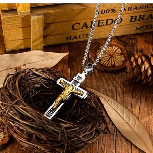 Jesus Cross Pendant Necklace Gold Black Gun Plated rostfritt stål Fashion Religious Jewelry for Women Men262e