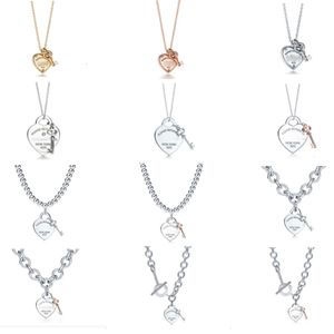 Scatola blu TF Collana tiff di design classico parte superiore Piccola famiglia T Collana in argento sterling con chiave a cuore placcata in oro Collana con collare con ciondolo d'amore popolare