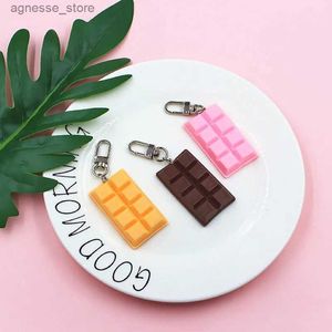 キーチェーンは、新しいフードキーチェーンデザートを遅らせた男性のためのチョコレートかわいいキーチェーン