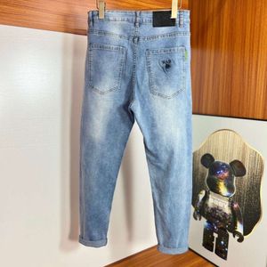 Herbst Herren Jeans Designer Hosen Männer Frauen Mode High Street Gewaschen Neunviertel Hosen Gestickte Jeans Dünne Beiläufige Denim Hosen