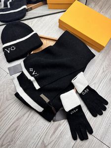 top wool trend hat scarf set new design Mens Beanie Scarf Glove Set Luxury Hat Knitted Caps Ski Scarves Unisex Winter Outdoor Fashion Sets Gloves s2