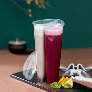 Bicchieri usa e getta in plastica trasparente a forma di cuore da 600 ml con coperchi per tè al latte e succhi di frutta per coppia di amanti LX70