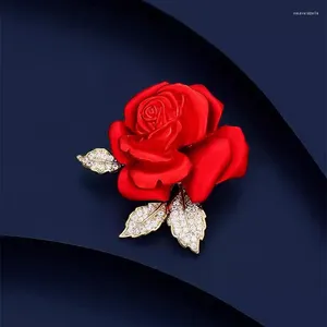 Brooches Rhinestone Red Rose Flower For Women Elegant Bouquet DIY Suit Collar Pins Bag Accesories Wedding Party Daily Jewelry