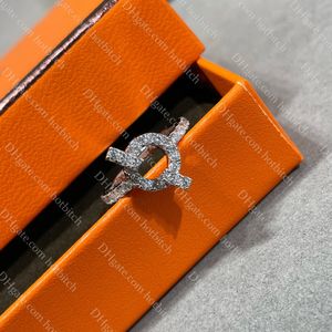 Klassischer OT-Diamantring für Damen, Designer-Verlobungsring, hochwertiger 925er-Splitter-Schmuck, Luxus-Dame, Weihnachten, Valentinstag, Geschenk mit Box