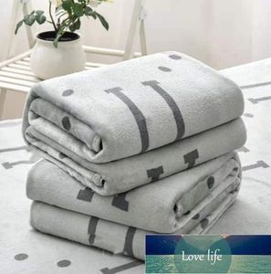 Top Quality Four Seasons Blanket Flannel Blanket Air Conditioning Blanket Winter Coral Fleece Thermal Bed Sheet Nap Single Double Small Quilt