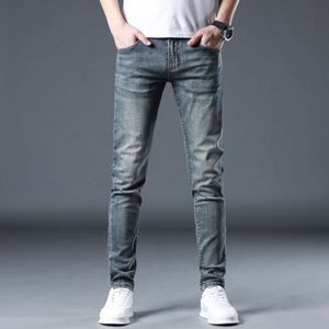 Smala magra män stretch mörkblå manlig denim byxor casual streetwear quanlity jeans märke s byxor