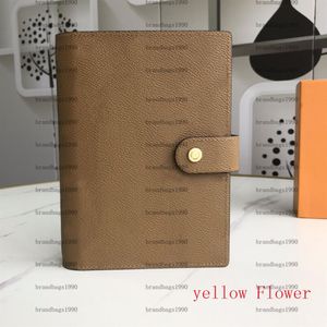 Stor kalendernotering Bokkortsinnehavare Memo Planner Men A5 Notebook Diary Luxury Designer Agendas Protective Case Passport Holder W321T