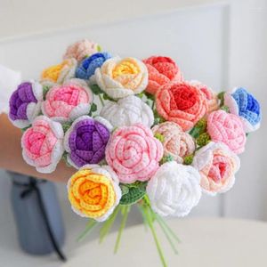 Dekorativa blommor Fade-resistent virkning Blomma Vacker handgjorda rosen långvarig garn flätade rosor för heminredning semester