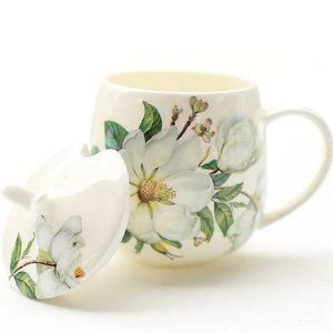 Garrafas de água Bone China Coffee Cup Colher Set 400ml Luxo Cerâmica Caneca Topgrade Porcelana Tea Cafe Party Drinkware 231130