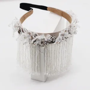 Fermagli per capelli Fiore di cristallo Frangia Particella Accessori lunghi da donna Nappa multistrato fatta a mano Farfalla intarsiata con strass da donna Boho