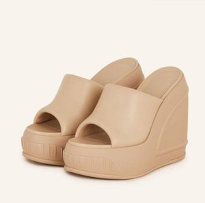 Women sandal wedge heels Padded leather Baguette Natural Fashion Show Leather Platform Wedge Sandal luxury wedges sandals white black nude 35-40Box