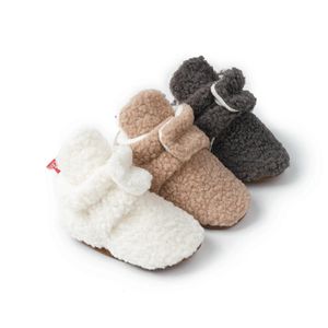 First Walkers Kidsun Winter Warm Baby Shoes Socks Födda tossor Fluff Mjuk antisplip Crawl Infant Boy Girl Crib 231201