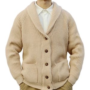 Mensjackor Solid Color Lapel Sweater Autumn and Winter Thick Knit Coat Man Khaki Cardigan Topps Herrkläder 231201