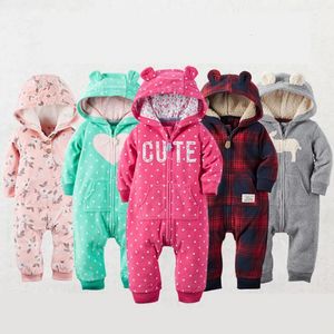 Rompers spädbarn baby romper 2023 Autumn Winter Warm Babi Boy Clothes Coral Fleece Hooded Babe Girl Animal Jumpsuit 231201