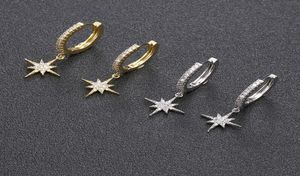 Elegancka modna złote srebrne ośmiogwiazdkowe małe kolczyki Hoop Pave Silver Crystal Star Kolczyki dla kobiet Prezenty biżuterii ślubne W6284770