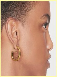 Mode Gold Hoop Male Earring Small Size Hooggie örhängen Letter Circle Ear Stud Jewelry Card Display for Man Woman Party Wed GIR4190999