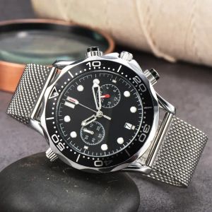 OMG Hot Sell Sell Stainless Steel Wrist Watches Men Mens Watches Função Completa Todo