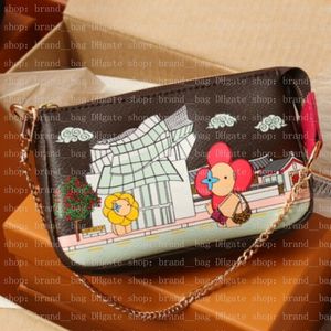 Limited Graffiti Handheld Bag Chain Wallet M81637 MINI POCHETTE ACCESSOIRES Handheld Bag Designer Bag Wallet Zero Wallet Crossbody Bag Silk Screen Key Pouch Purse